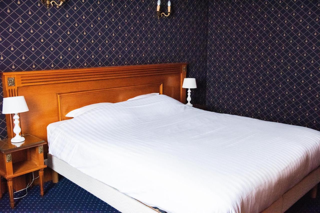 Hotel Jolly Roger Dunkirk Екстериор снимка
