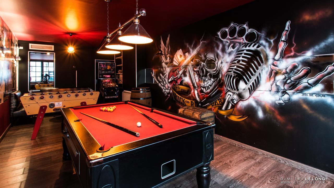 Hotel Jolly Roger Dunkirk Екстериор снимка